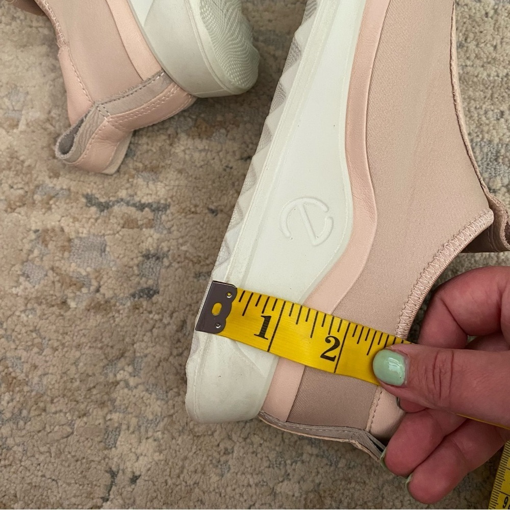 Ecco Flexure Runner Sneaker Slip On Shoes Casual Light Pink Leather Neoprene: 36 - Picture 9 of 11